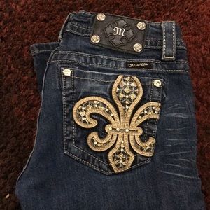 CLOSET BLOWOUT! Miss Me jeans, 27”, dark wash